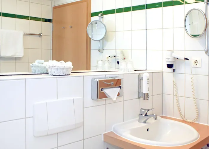 Western Macrander Szálloda 4*