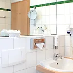 Western Macrander Hotel 4*