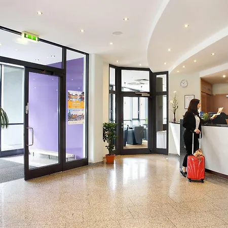 Western Macrander Hotel