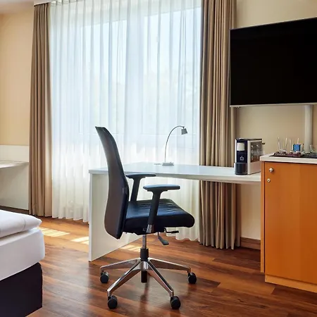 فندق Western Macrander 4*