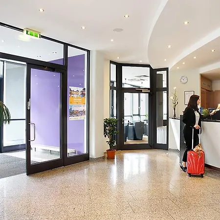 Western Macrander Hotel Drezno