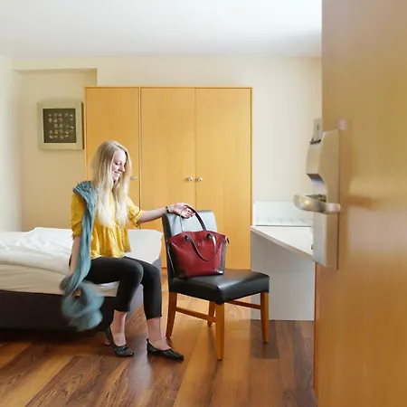 Hotel Western Macrander