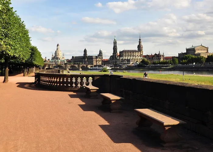 Western Macrander 4*