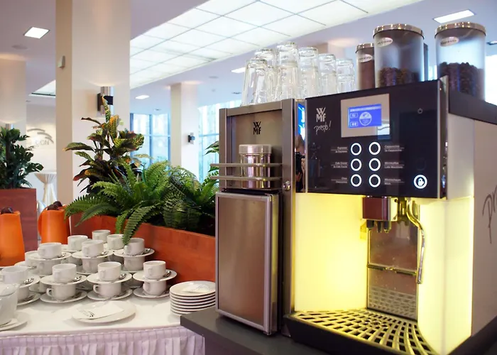 Western Macrander 4* Dresden