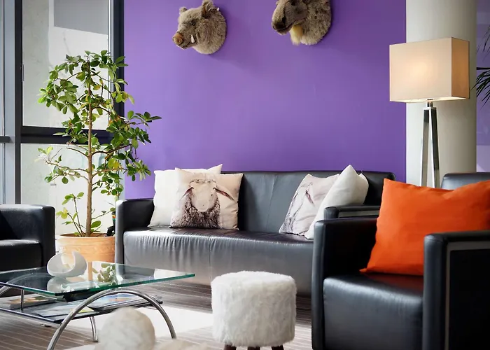 Western Macrander Hotel 4*