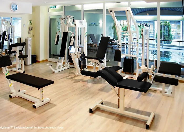 Western Macrander دريسدن